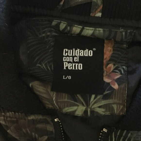 Cuidado con el Perro Men's Bomber Jacket Pineapple Pattern Size Large Black - Picture 10 of 10